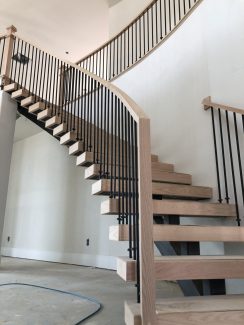 Curved Staircase - Mono-Stringer, White Oak Box Treads