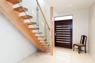 Wood Stringer with Glass Rail